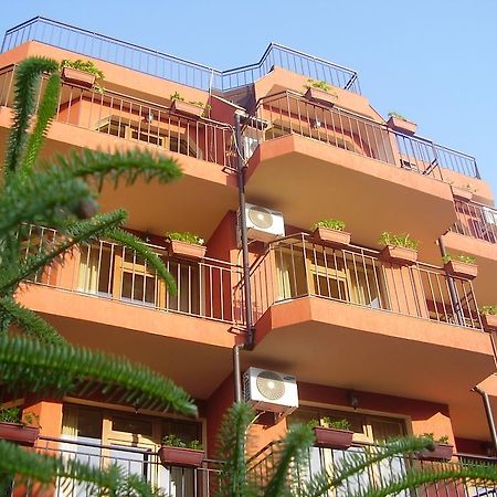 Terra Guest House Ravda ภายนอก รูปภาพ