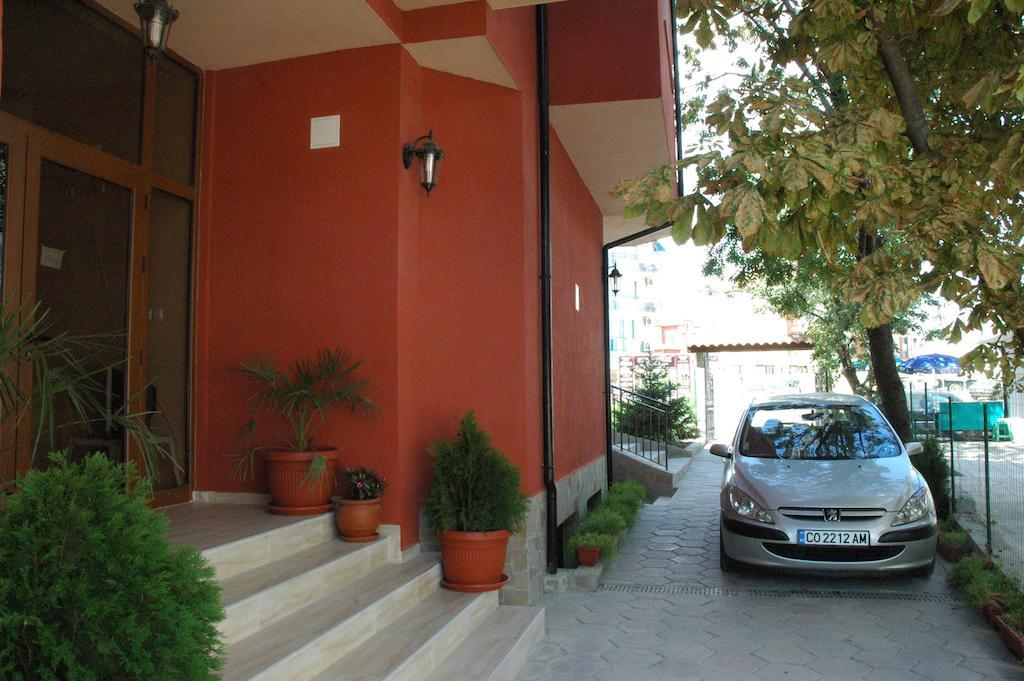 Terra Guest House Ravda ภายนอก รูปภาพ