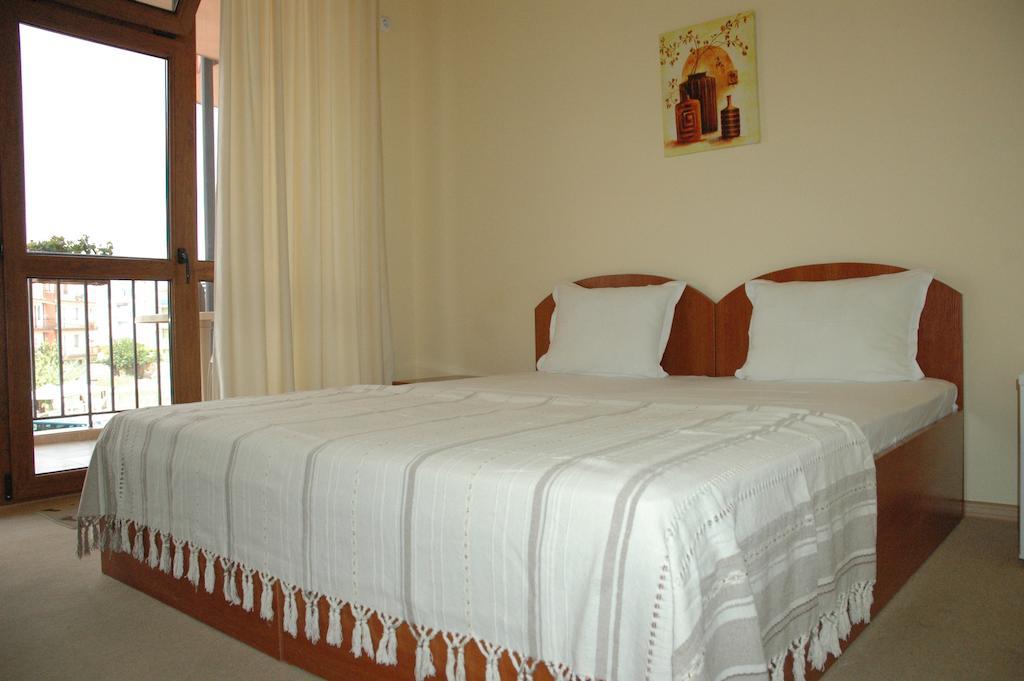 Terra Guest House Ravda ห้อง รูปภาพ